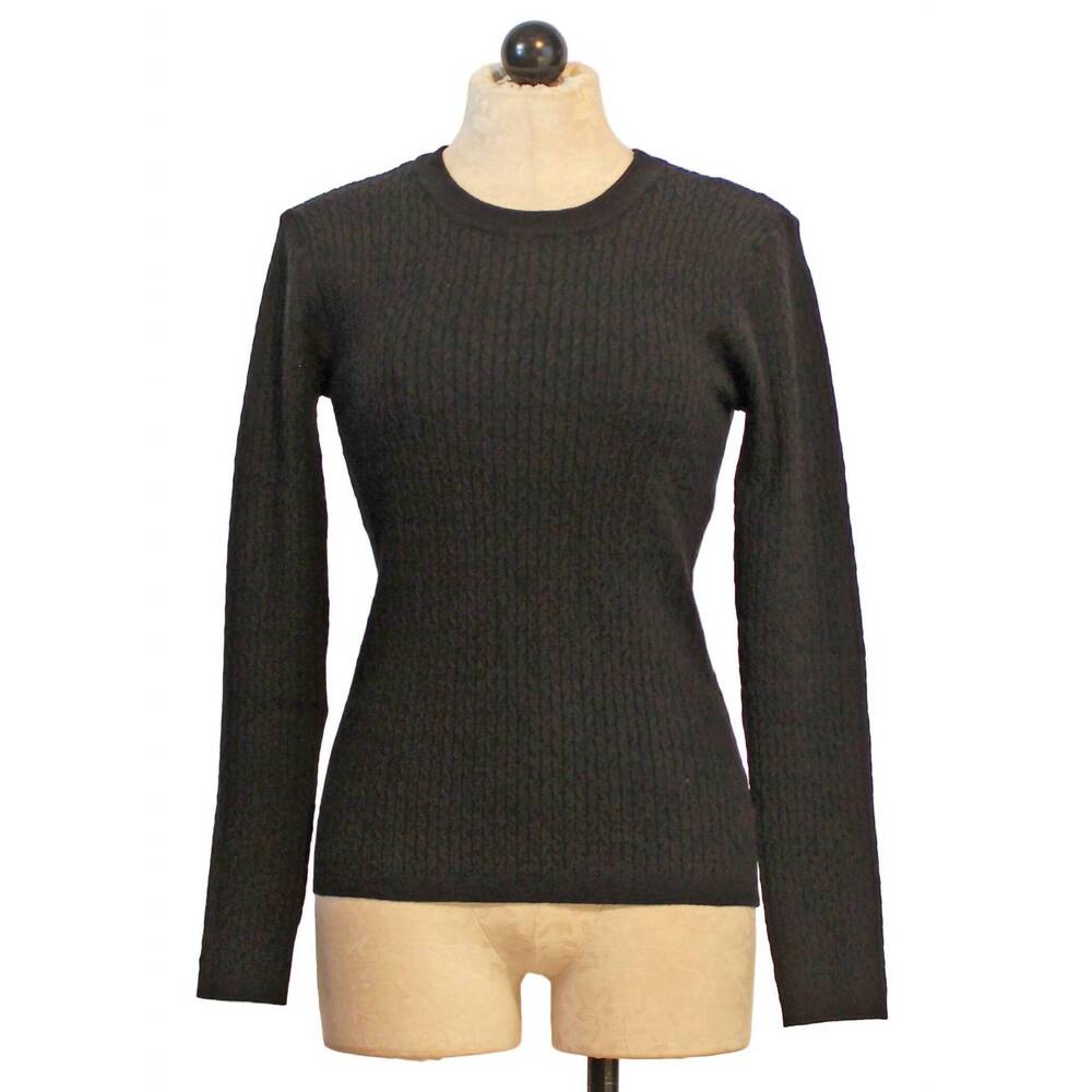 NEW CLAIRE DESJARDINS women's basics cable knit sweater in black